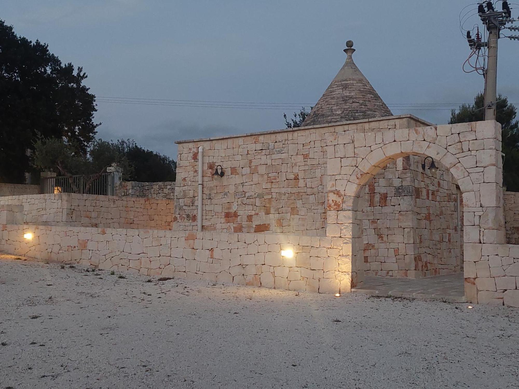 Trullo Amico Villa Чистернино Екстериор снимка