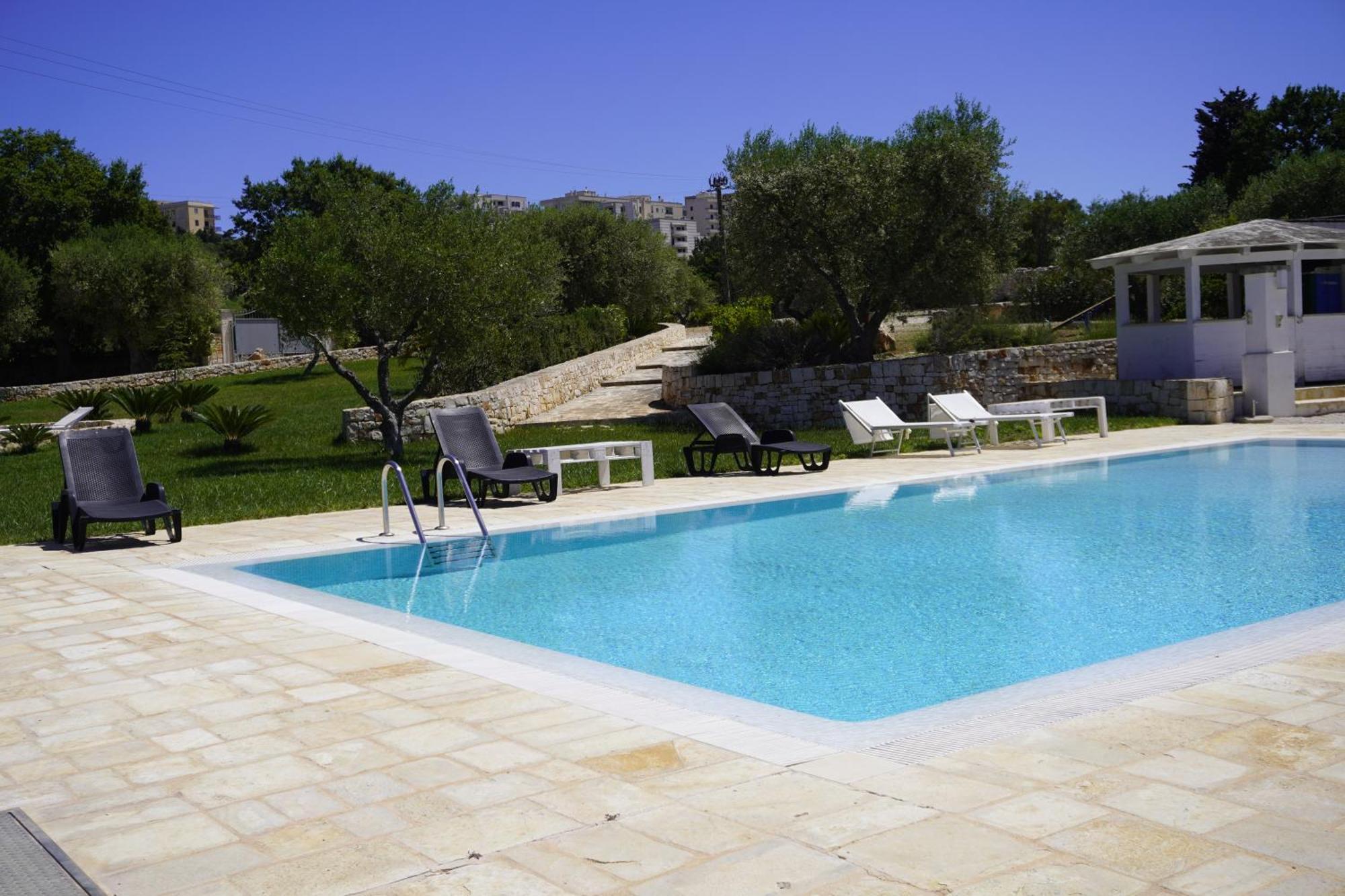 Trullo Amico Villa Чистернино Екстериор снимка